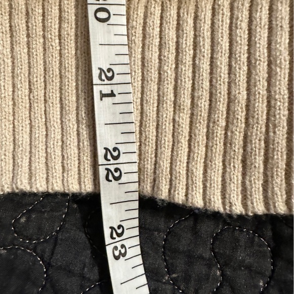 Sew In Love sweater. - Picture 6 of 6